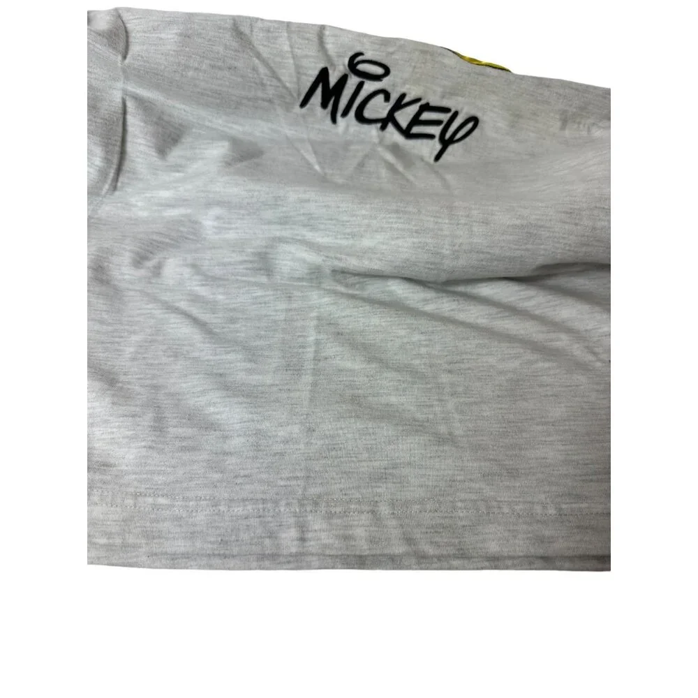 Vintage Mickey Mouse Embroidered Men's L/XL T-Shirt On Mickey, Inc